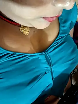 Snapshot of monarani5986 chatting on 02.01.26 monarani5986 online show from 02.01.26