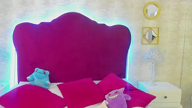 Snapshot of LaylaaDoll chatting on 09.26.25 LaylaaDoll online show from 09.26.25