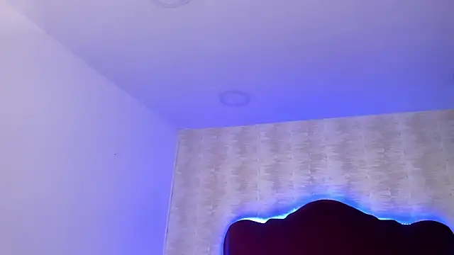 Snapshot of LaylaaDoll chatting on 11.13.25 LaylaaDoll online show from 11.13.25