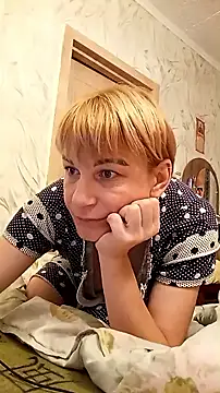 SweetKiss96 online show from 10.18.25