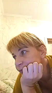 SweetKiss96 online show from 10.24.25