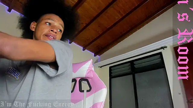 Snapshot of jordan_mm420 chatting on 11.03.25 jordan mm420 online show from 11.03.25