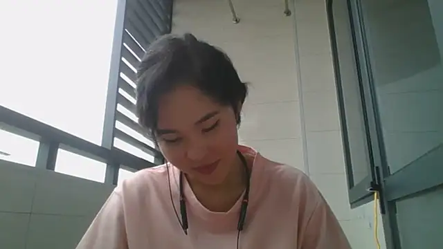 Snapshot of JennyCarpenter chatting on 10.01.25 JennyCarpenter online show from 10.01.25