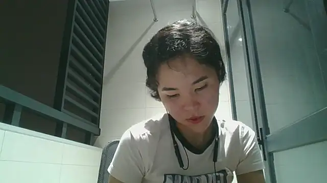 Snapshot of JennyCarpenter chatting on 10.16.25 JennyCarpenter online show from 10.16.25