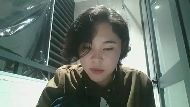 Snapshot of JennyCarpenter chatting on 10.26.25 JennyCarpenter online show from 10.26.25