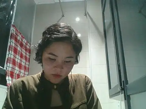 Snapshot of JennyCarpenter chatting on 11.08.25 JennyCarpenter online show from 11.08.25