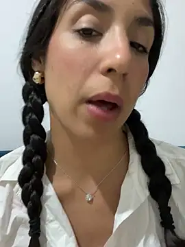 MaddyX   online show from 11.27.25