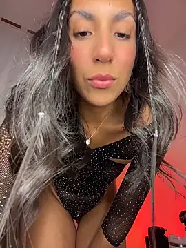 MaddyX   online show from 04.25.26