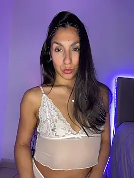 Snapshot of MaddyX__ chatting on 07.28.26 MaddyX online show from 07.28.26