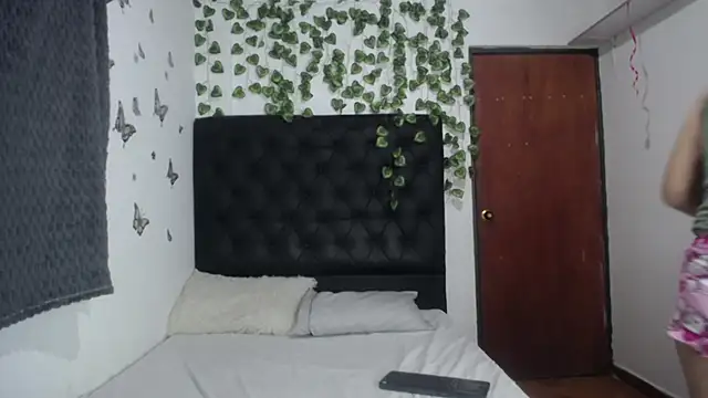 Snapshot of isabel_09 chatting on 03.05.26 isabel 09 online show from 03.05.26