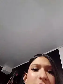 Snapshot of AggathaSanders_ chatting on 09.20.25 AggathaSanders  online show from 09.20.25