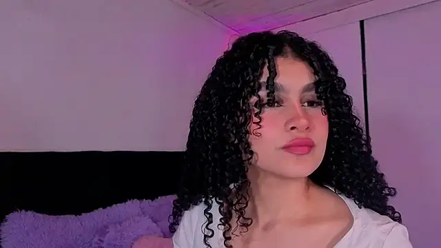 Snapshot of missvaneblake chatting on 05.17.26 missvaneblake online show from 05.17.26