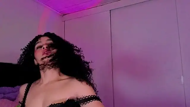 Snapshot of missvaneblake chatting on 05.19.26 missvaneblake online show from 05.19.26