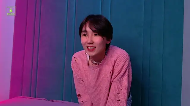 Snapshot of HeejinWang chatting on 09.28.25 HeejinWang online show from 09.28.25