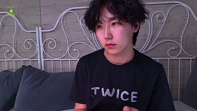 Snapshot of HeejinWang chatting on 07.26.26 HeejinWang online show from 07.26.26