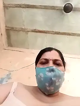 Love-890 online show from 10.04.25