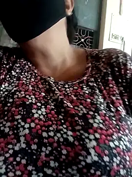 Love-890 online show from 10.06.25