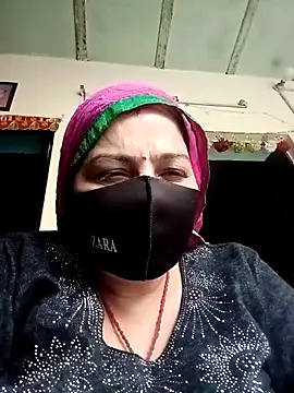 Love-890 online show from 11.15.25