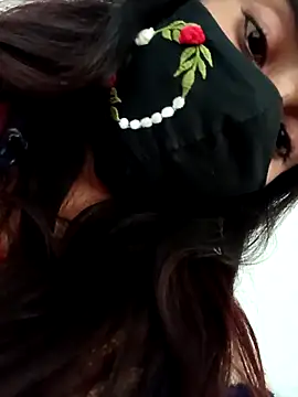 Aaisha-16 online show from 12.19.25