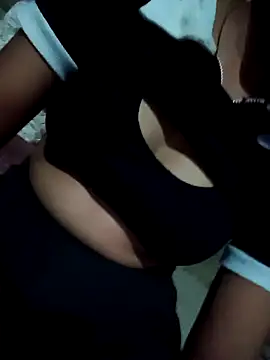 Aaisha-16 online show from 05.12.26