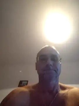 Snapshot of chcem1975 chatting on 12.03.25 chcem1975 online show from 12.03.25