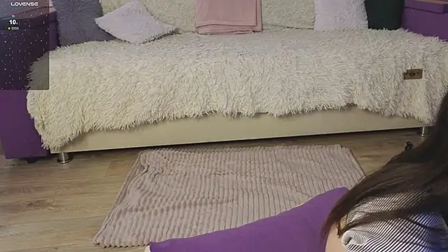Gentle Ariel online show from 05.04.26