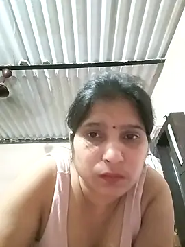 Snapshot of aliya-jaan71 chatting on 05.07.26 aliya-jaan71 online show from 05.07.26