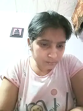 Snapshot of aliya-jaan71 chatting on 05.08.26 aliya-jaan71 online show from 05.08.26