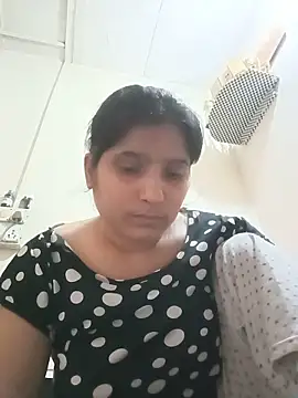Snapshot of aliya-jaan71 chatting on 05.15.26 aliya-jaan71 online show from 05.15.26