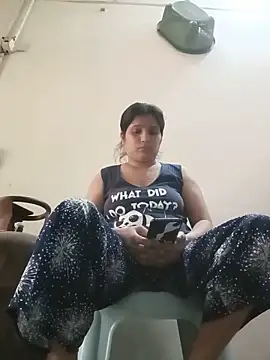 Snapshot of aliya-jaan71 chatting on 05.19.26 aliya-jaan71 online show from 05.19.26