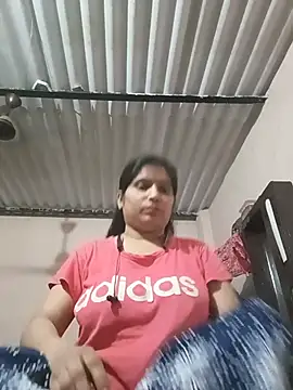 Snapshot of aliya-jaan71 chatting on 05.29.26 aliya-jaan71 online show from 05.29.26