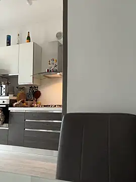 Snapshot of ainaht chatting on 12.04.25 ainaht online show from 12.04.25