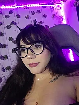 MegXo online show from 03.11.26