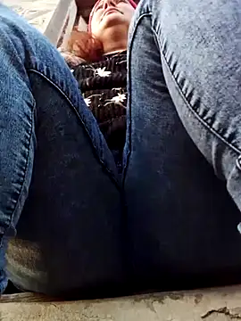 Snapshot of Flacara100 chatting on 12.20.25 Flacara100 online show from 12.20.25