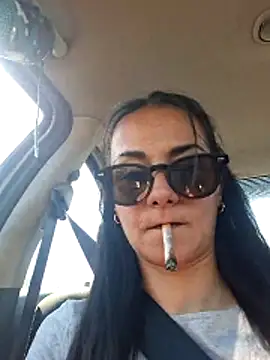 Lauraxxsteen online show from 05.23.26