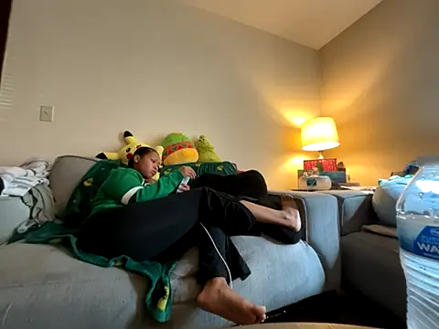 Snapshot of GoddessFatPuss chatting on 10.01.25 GoddessFatPuss online show from 10.01.25