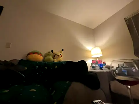 Snapshot of GoddessFatPuss chatting on 11.26.25 GoddessFatPuss online show from 11.26.25