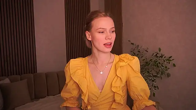 ShyySiren online show from 07.07.26