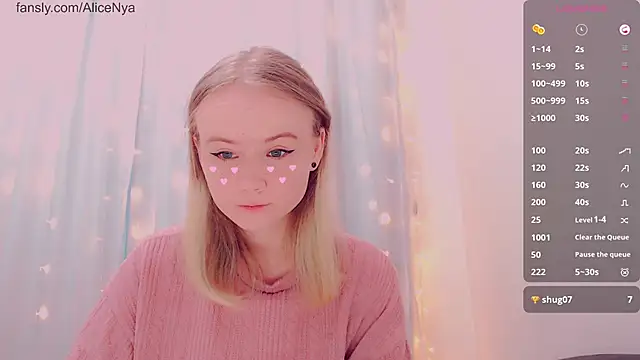 Snapshot of AliceNya_cute chatting on 01.11.26 AliceNya cute online show from 01.11.26