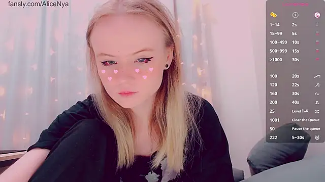 Snapshot of AliceNya_cute chatting on 02.17.26 AliceNya cute online show from 02.17.26