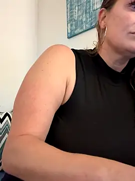 Ariasweetaspie online show from 09.23.25