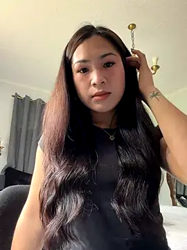 ZoeyJohnson online show from 11.13.25