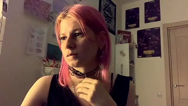 PinkVampire online show from 09.21.25