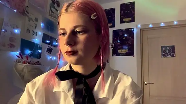 PinkVampire online show from 09.27.25