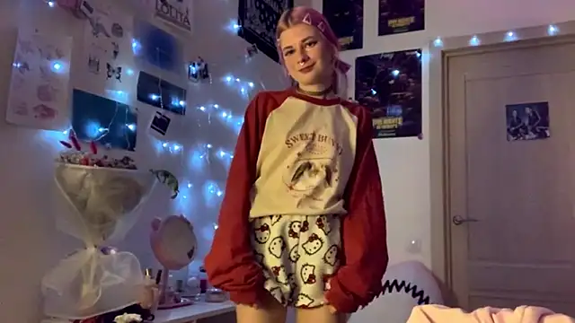 PinkVampire online show from 09.29.25