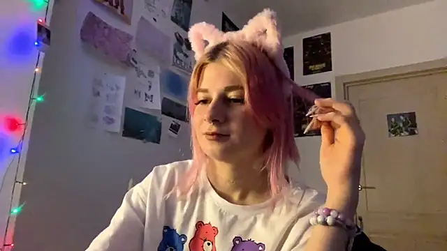 PinkVampire online show from 10.10.25