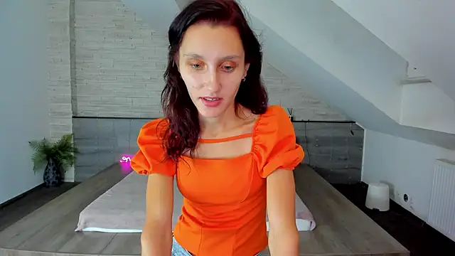 skinnystar  online show from 10.14.25