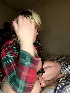 Snapshot of STRIPsegale chatting on 01.14.26 STRIPsegale online show from 01.14.26