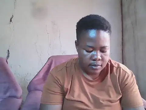 Snapshot of Bustyass93 chatting on 11.26.25 Bustyass93 online show from 11.26.25