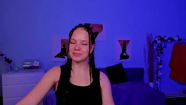 BetsyKiss online show from 10.18.25